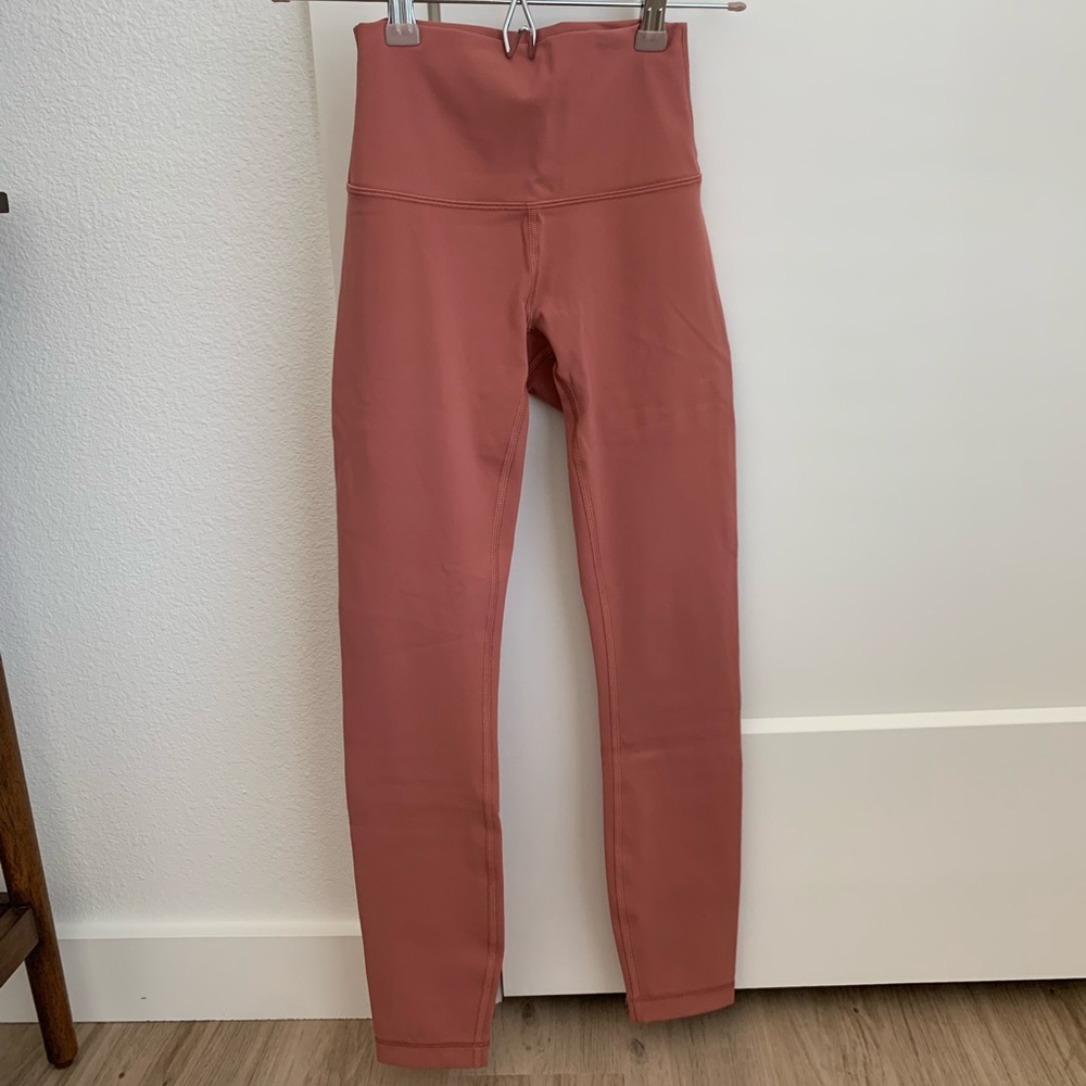 Lululemon Wunder Trains